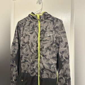 Nike windbreaker men size M
